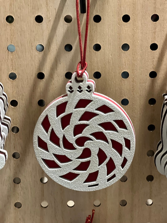 Scroll Pattern Ornament 1
